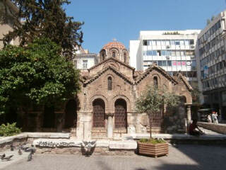 Plateia_Monastirakiou_Ermou_St__Athens (1)