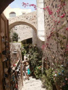 Alleyway_Fira_Santorini